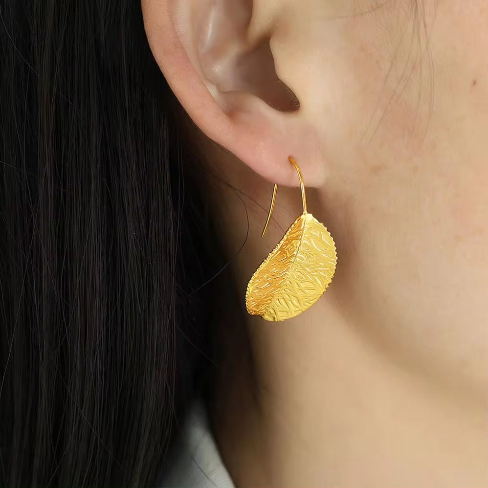 JEWELRY EH96 Fashion Stainless Steel Leaf Earrings Niche Vintage Gold Leaf Earrings