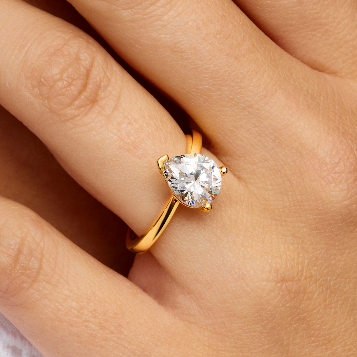 Pear Cut Solitaire Ring (Gold)