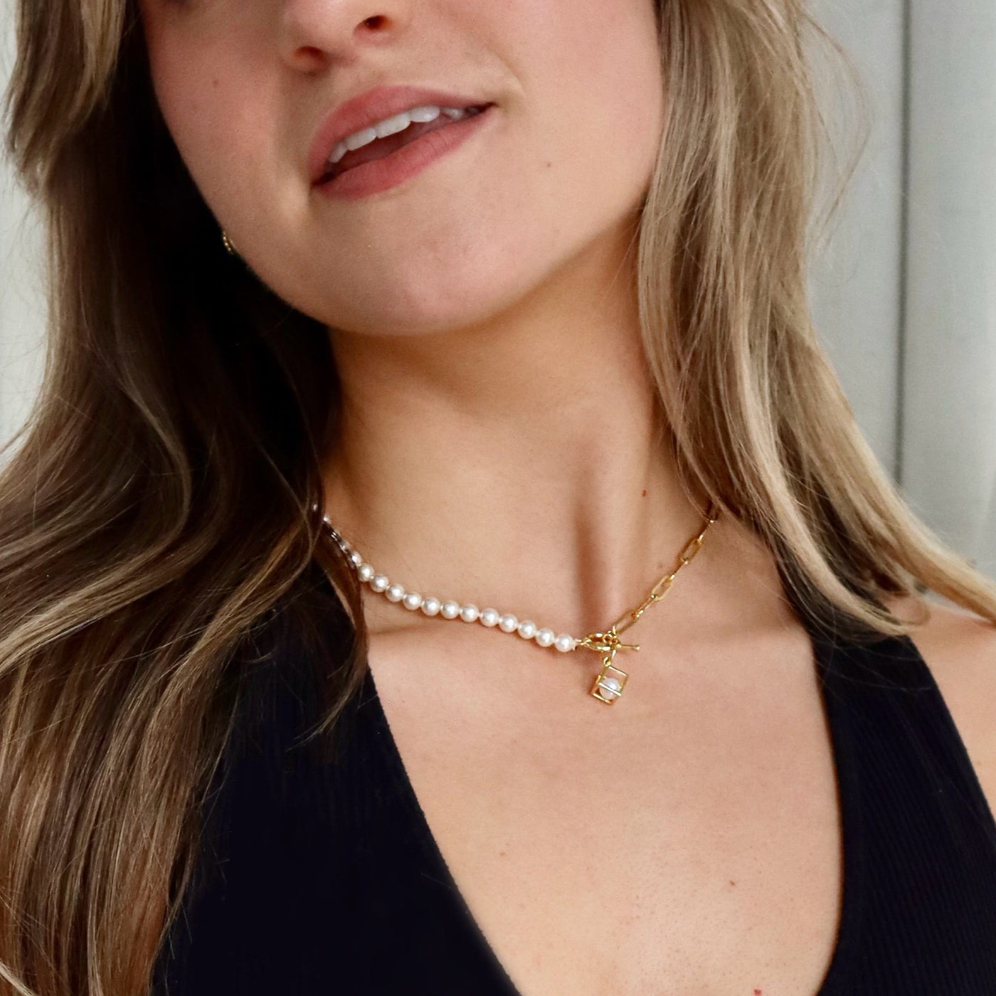 Ava Necklace